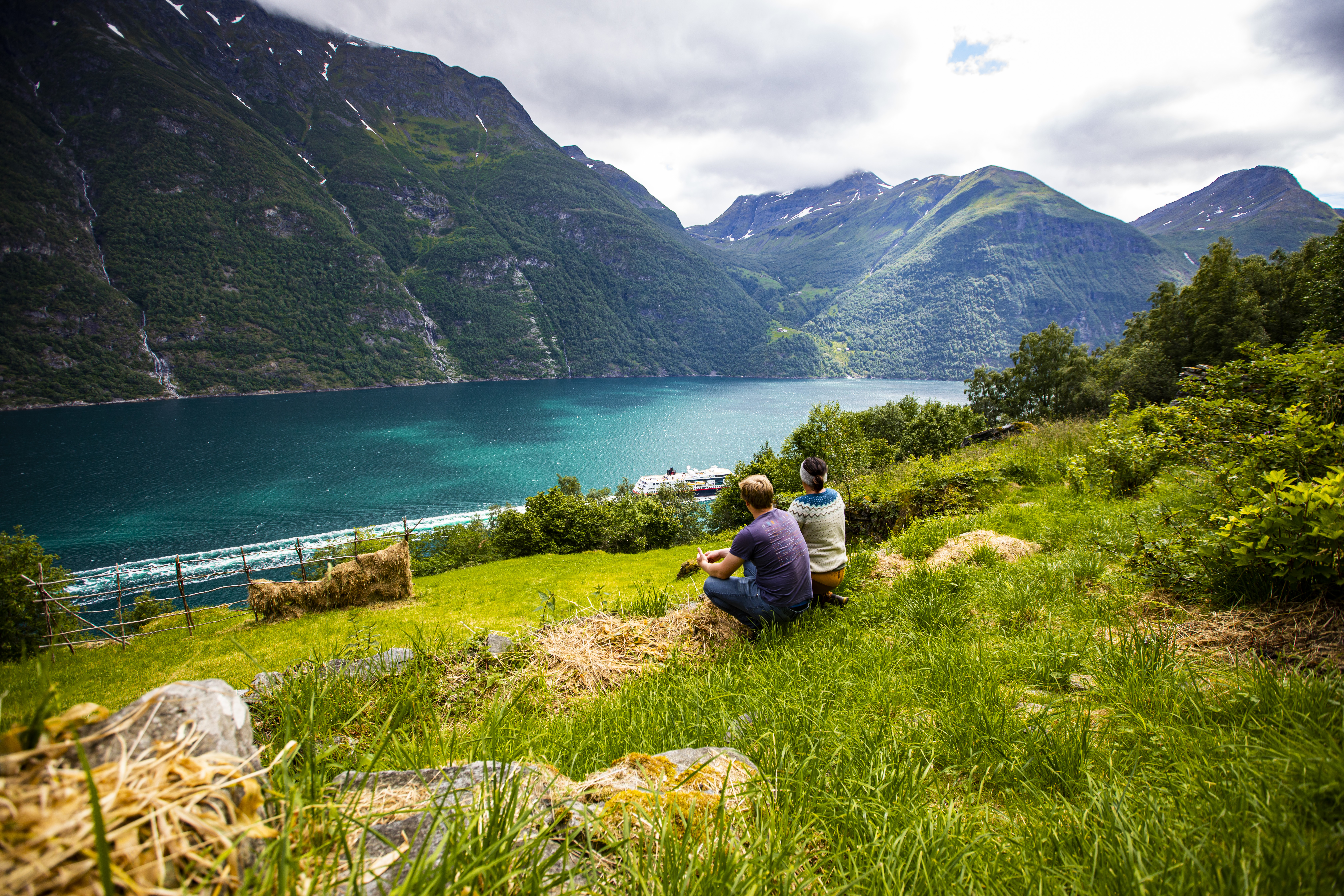 Åkerneset fjordgard